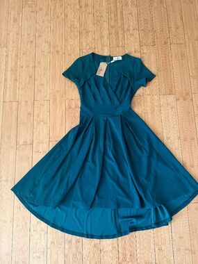 Retro Inspired Aisize Dress-NWT